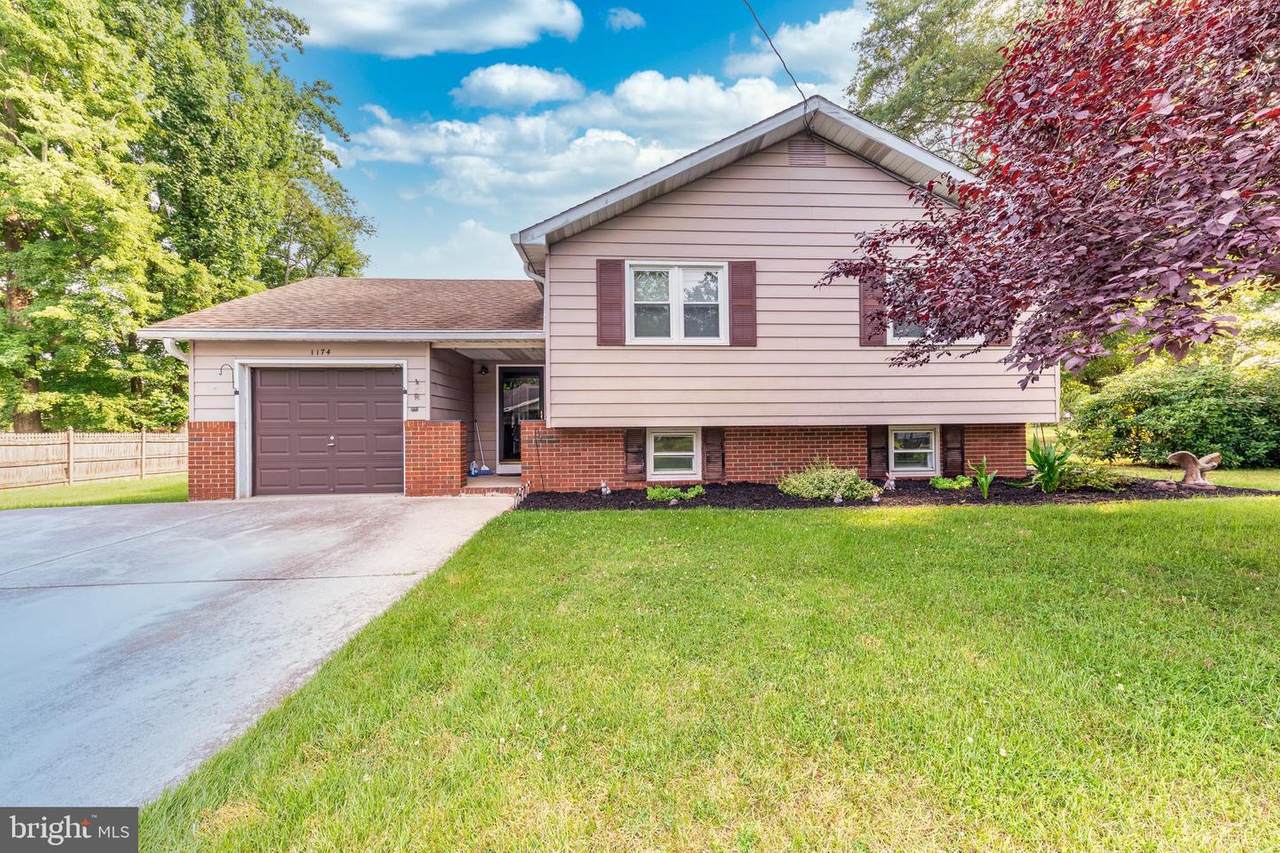 1174 Bennett Drive - Photo 1