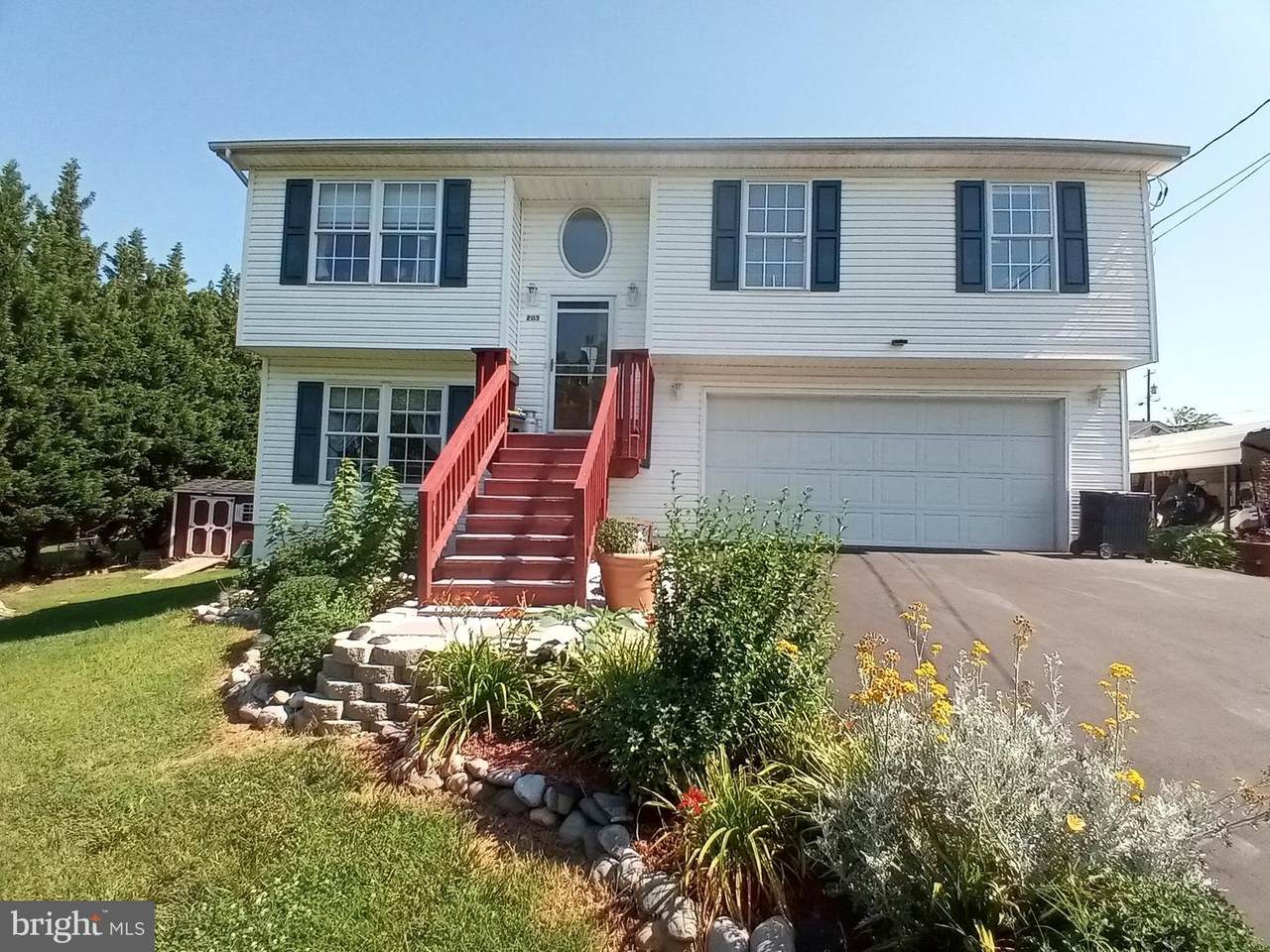 203 Waxed Cherry Court - Photo 1