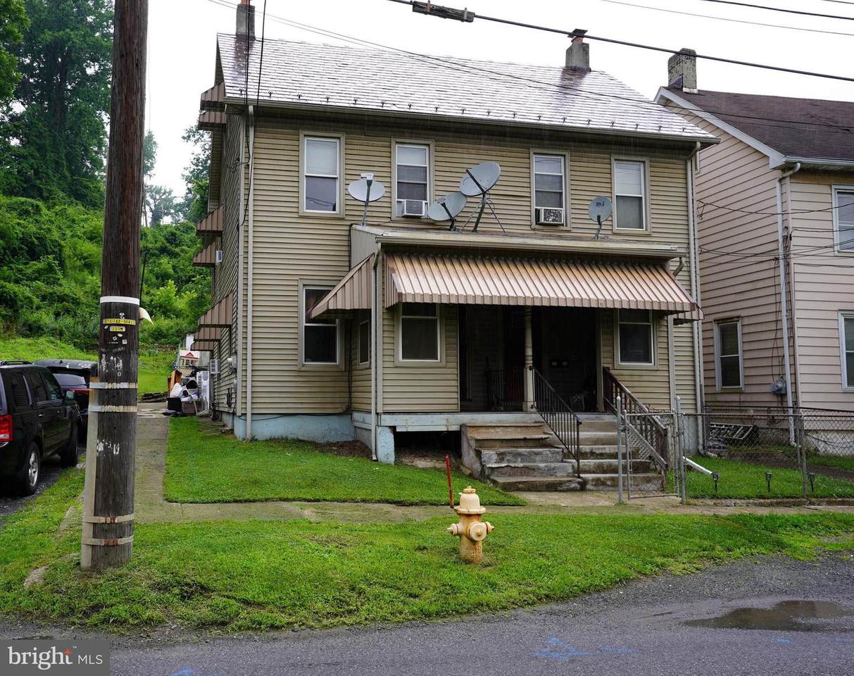 1083 Bushkill Drive - Photo 1