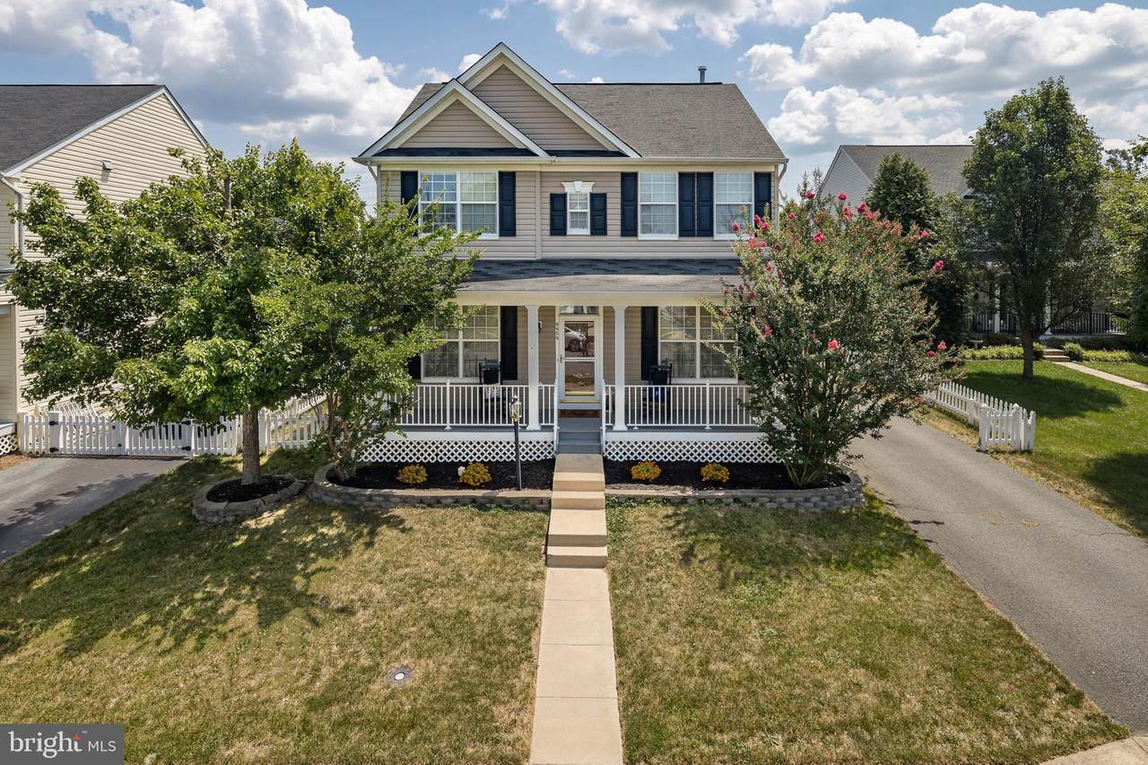 9509 Grady Pond Way - Photo 1