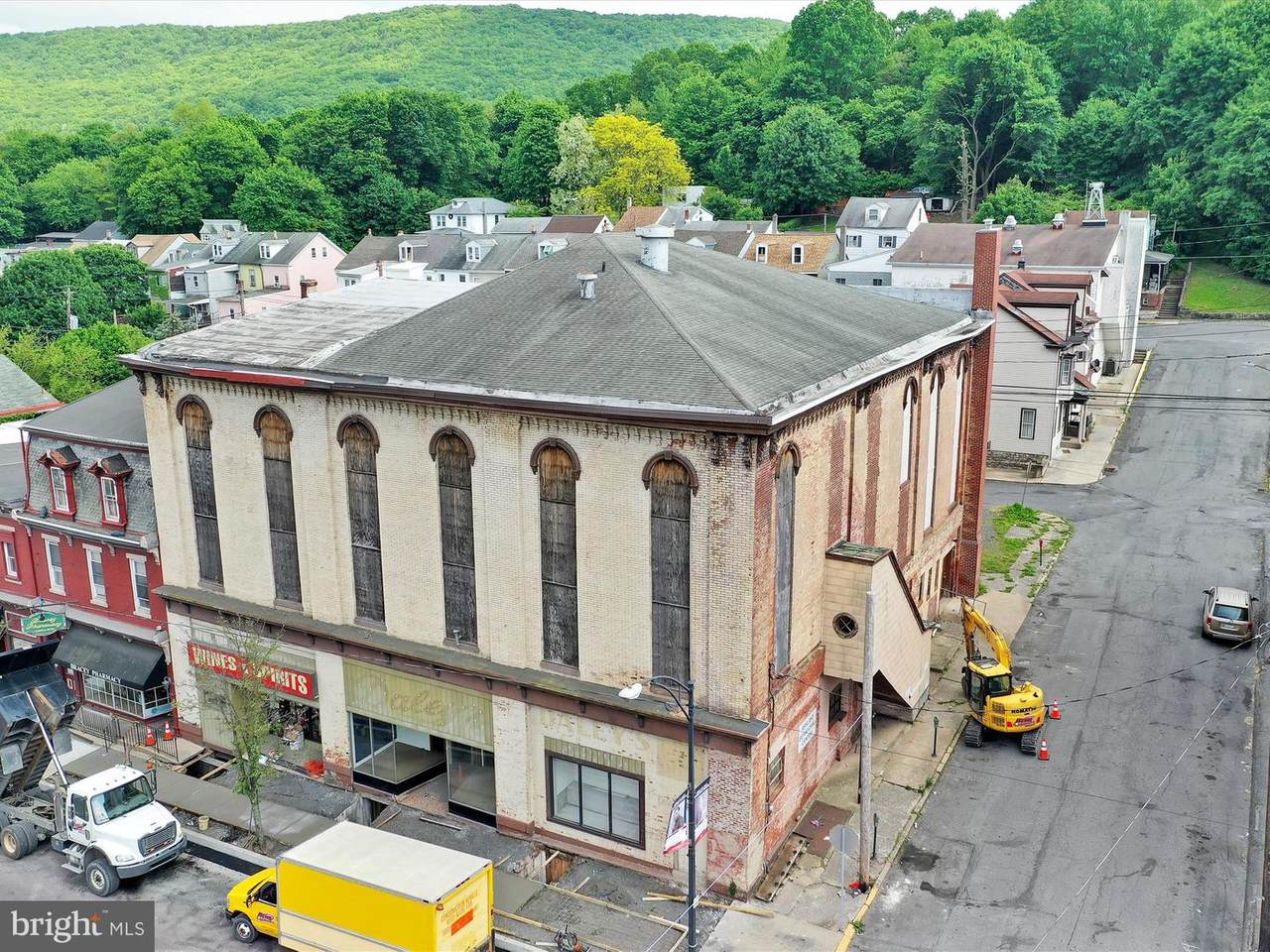 628 Centre Street - Photo 1