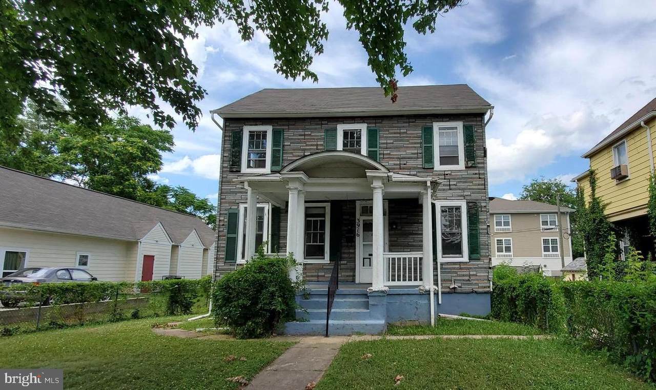 3916 Fernhill Avenue - Photo 1