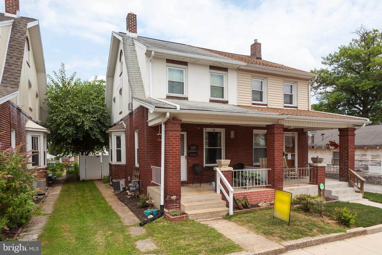 1129 South Street - Photo 1
