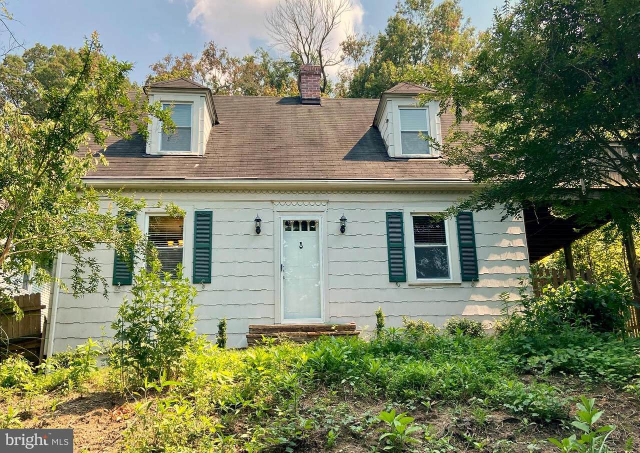 1215 Northern Parkway - Photo 1