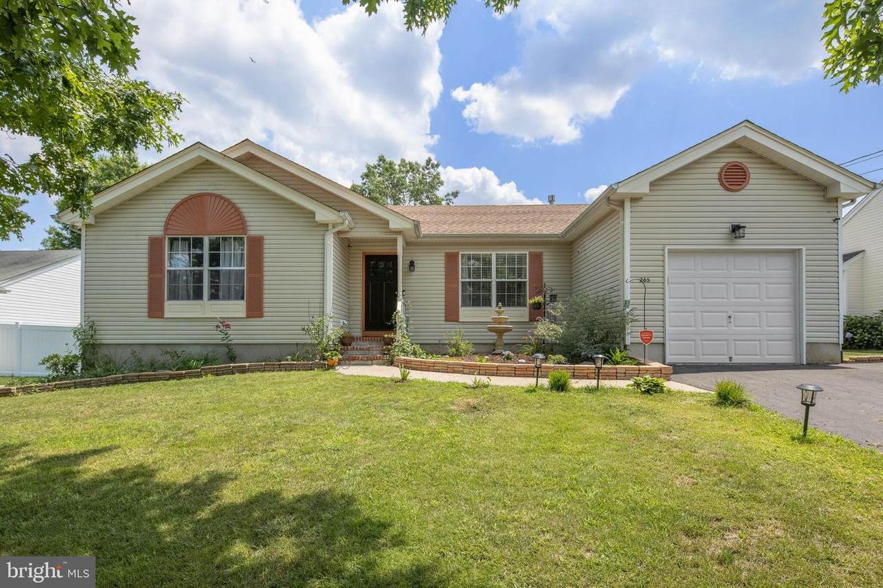 265 Quadrant Road - Photo 1