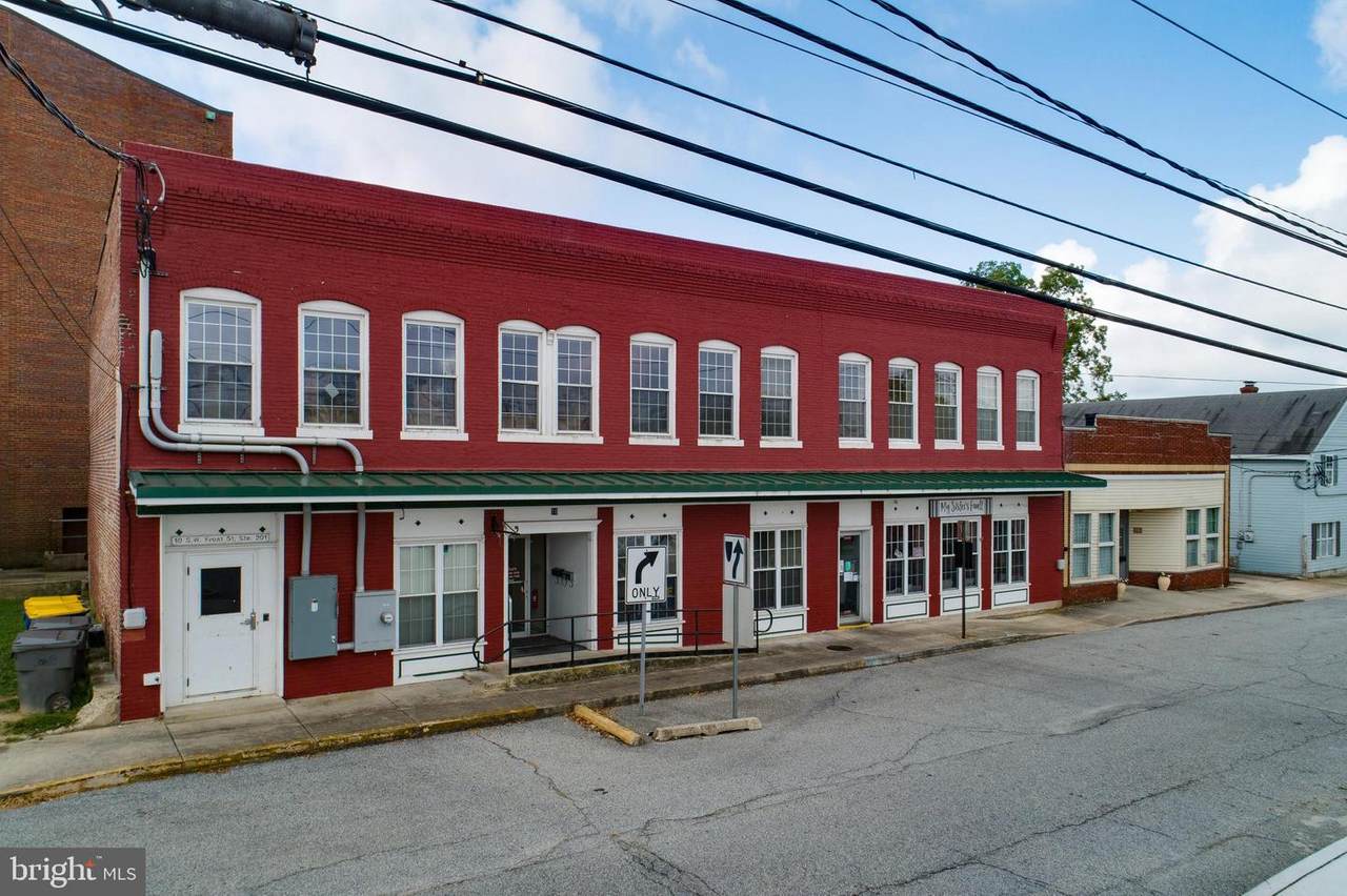 10 Front Street - Photo 1
