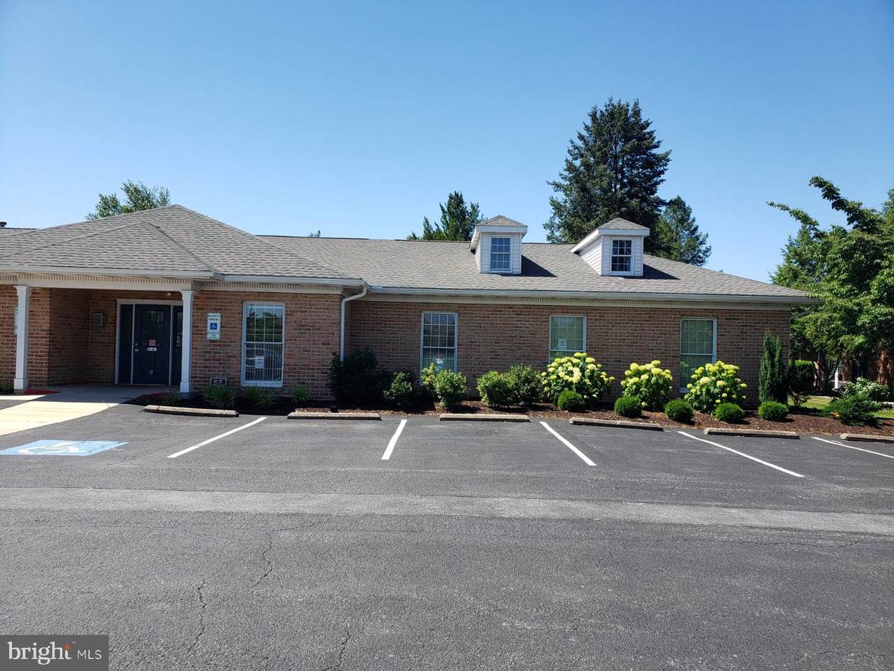 49 Brookwood Avenue - Photo 1