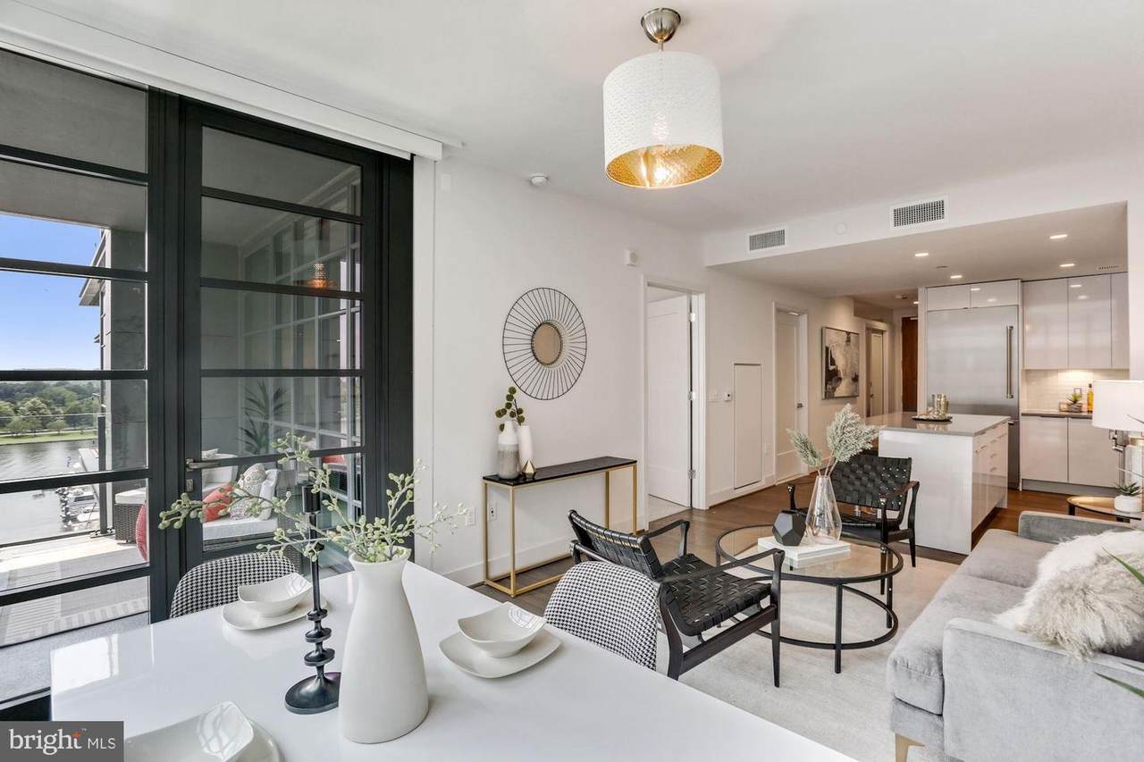 45 Sutton Square - Photo 1