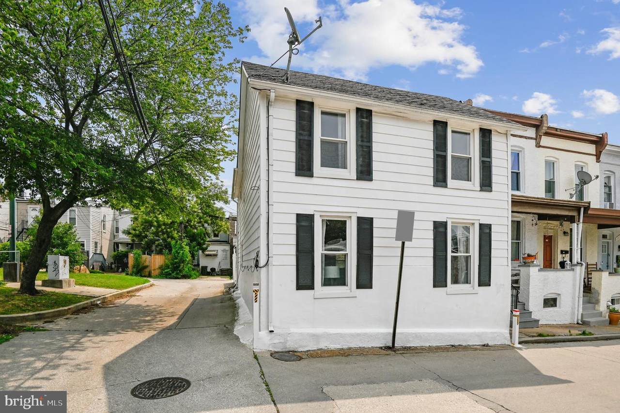 3439 Pleasant Place - Photo 1
