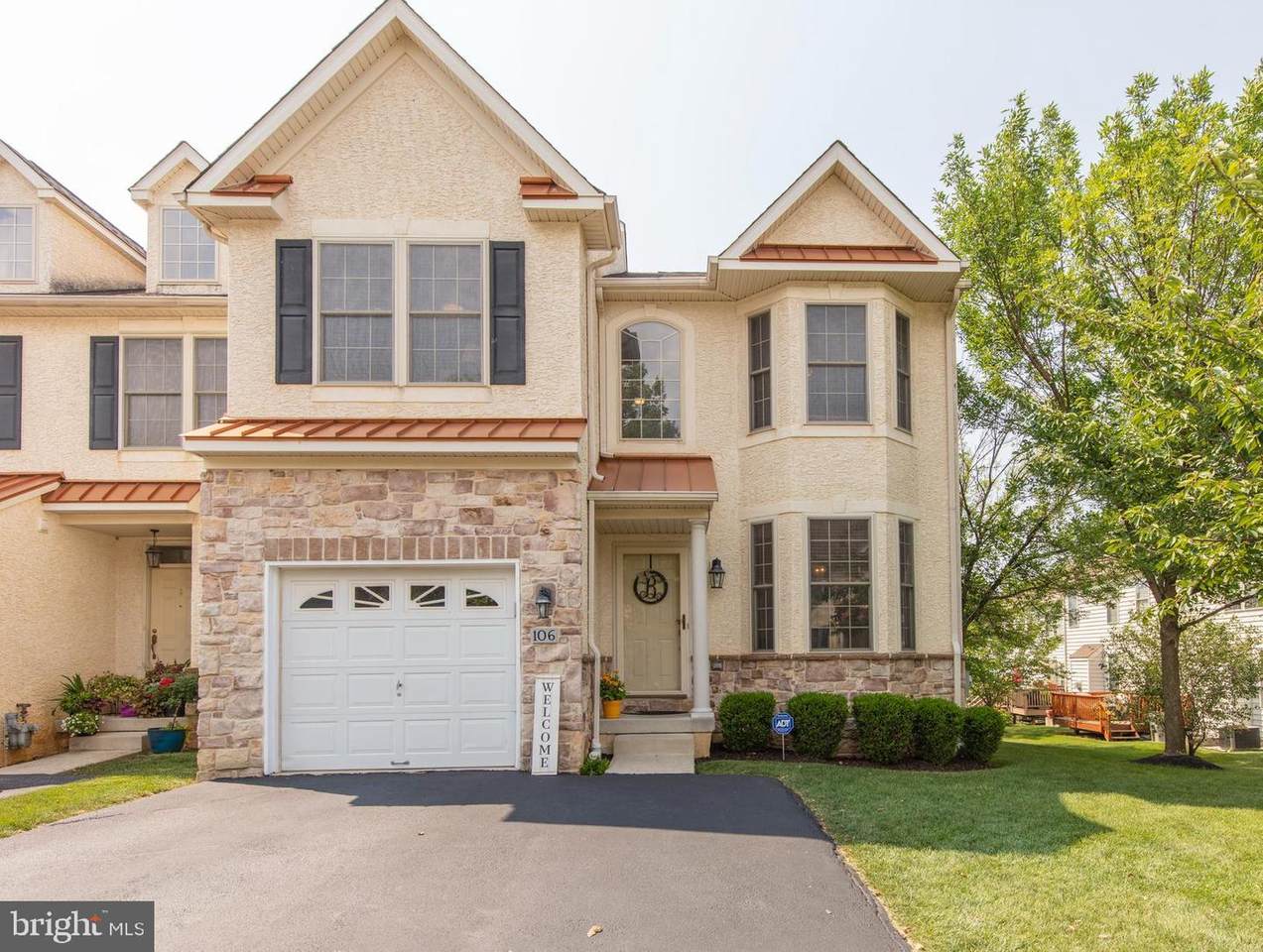 106 Cricket Drive - Photo 1
