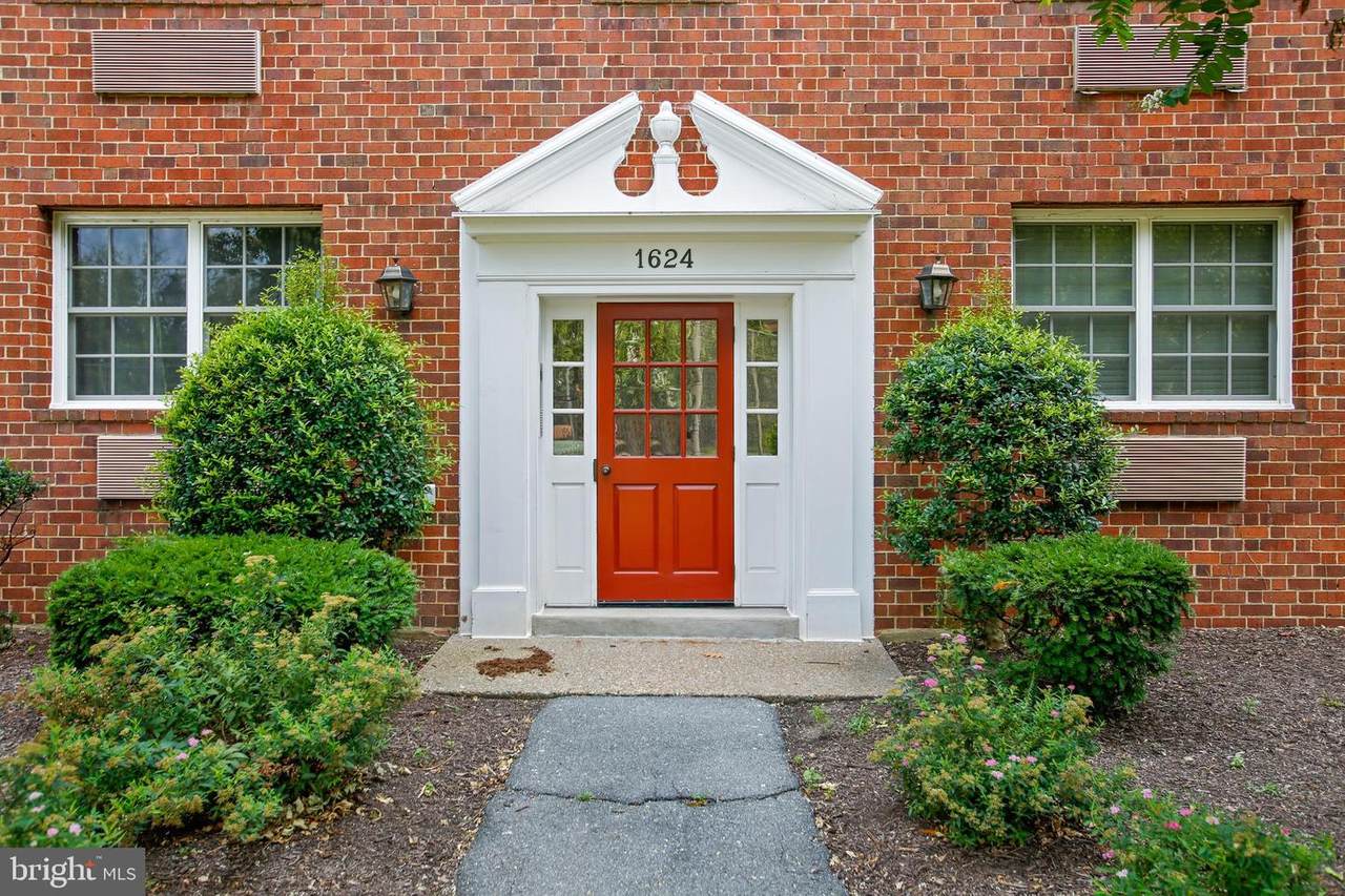 1624 Abingdon Drive - Photo 1