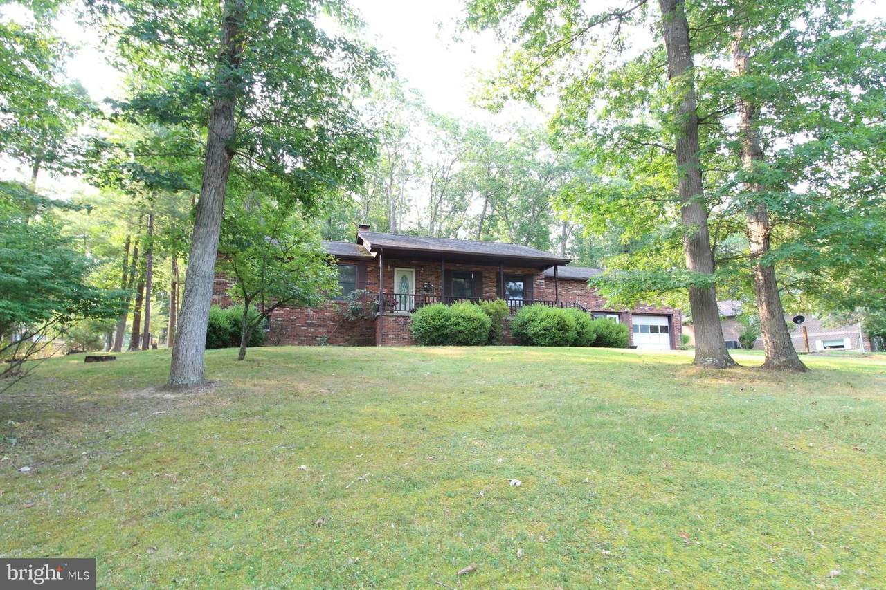 76 Laurel Place - Photo 1
