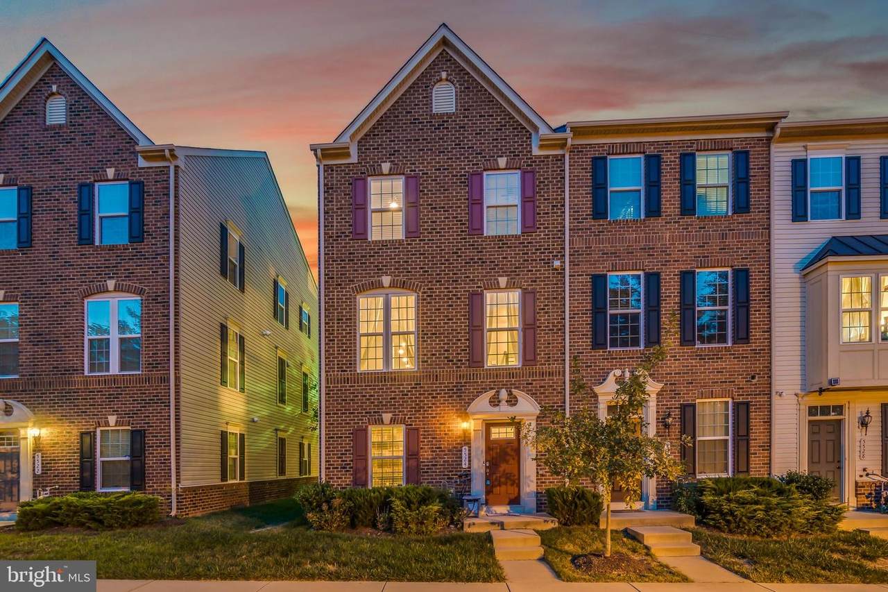 5524 Glover Park - Photo 1