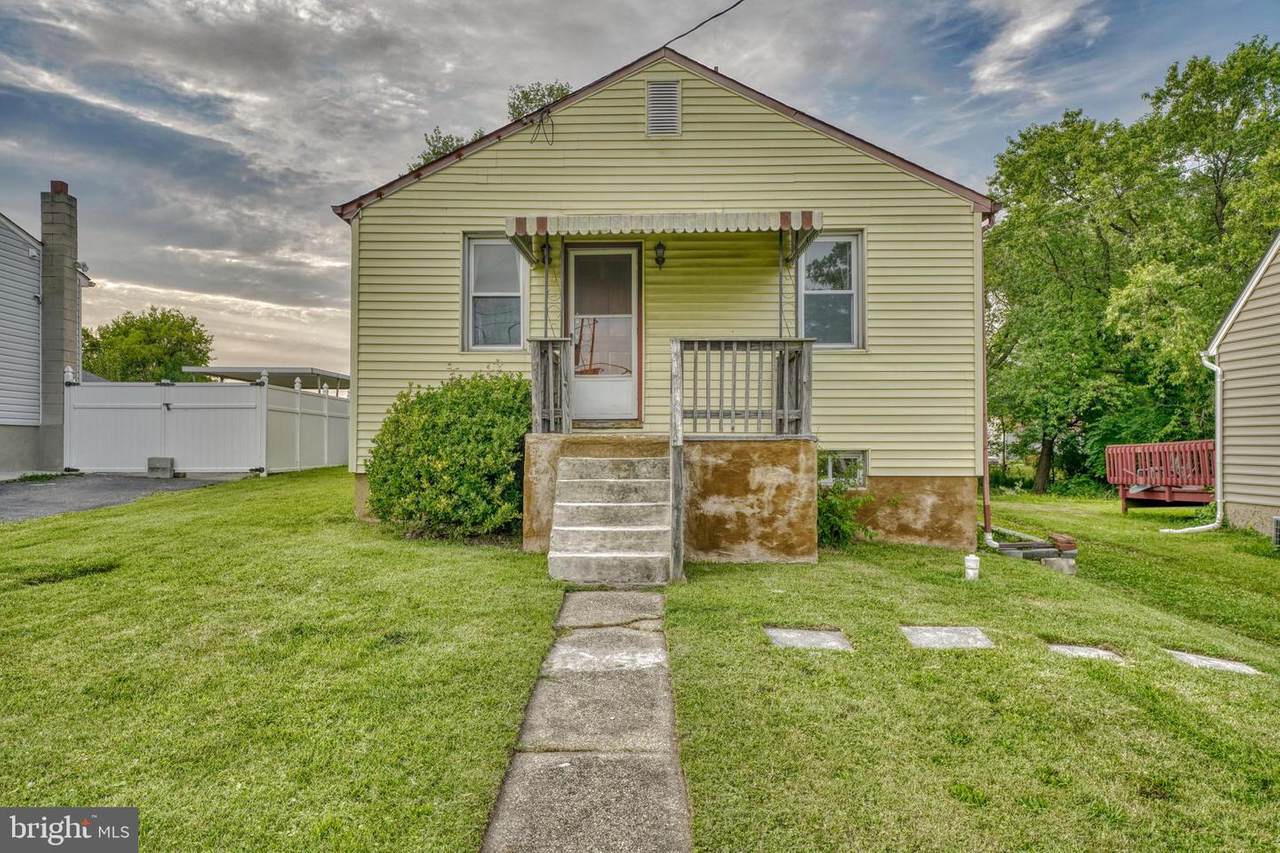 7904 34TH Street - Photo 1