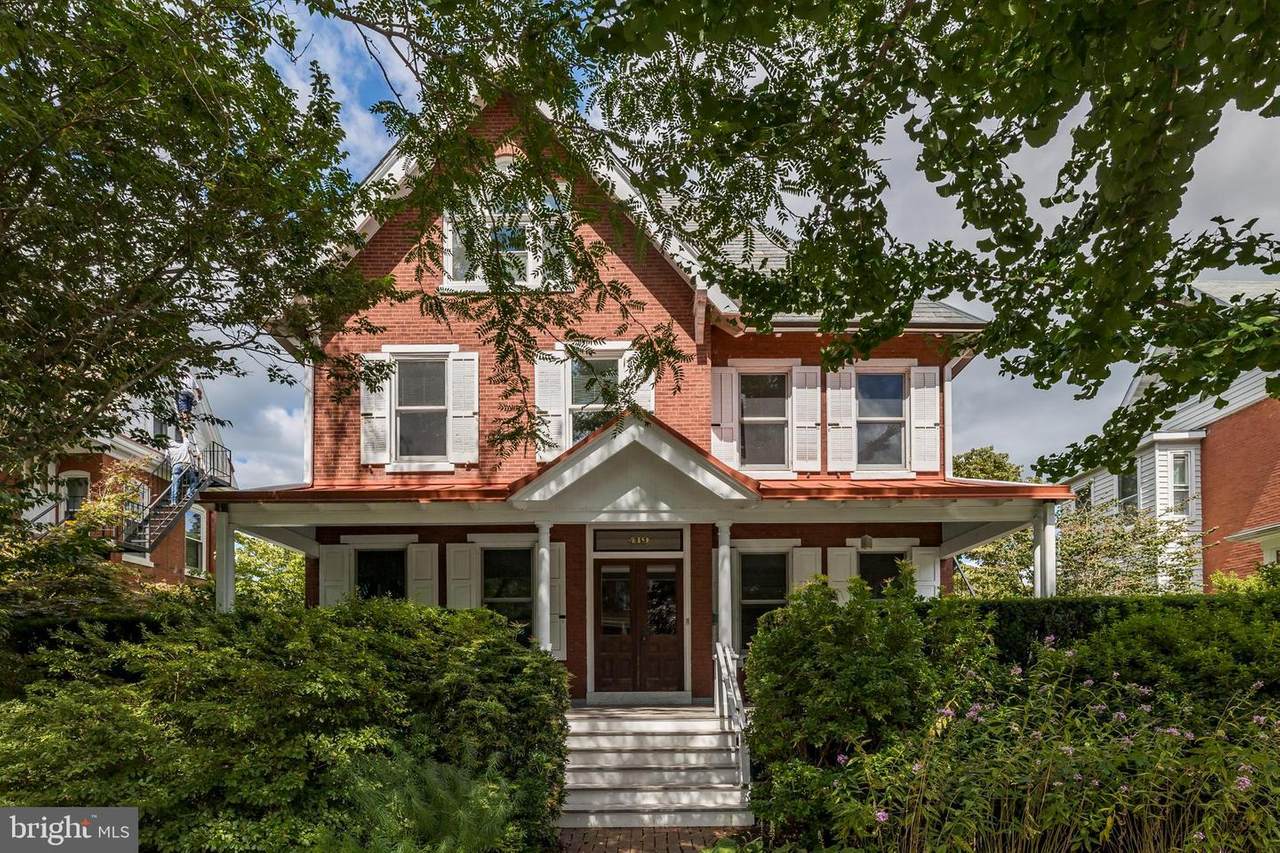 419 Union Street - Photo 1