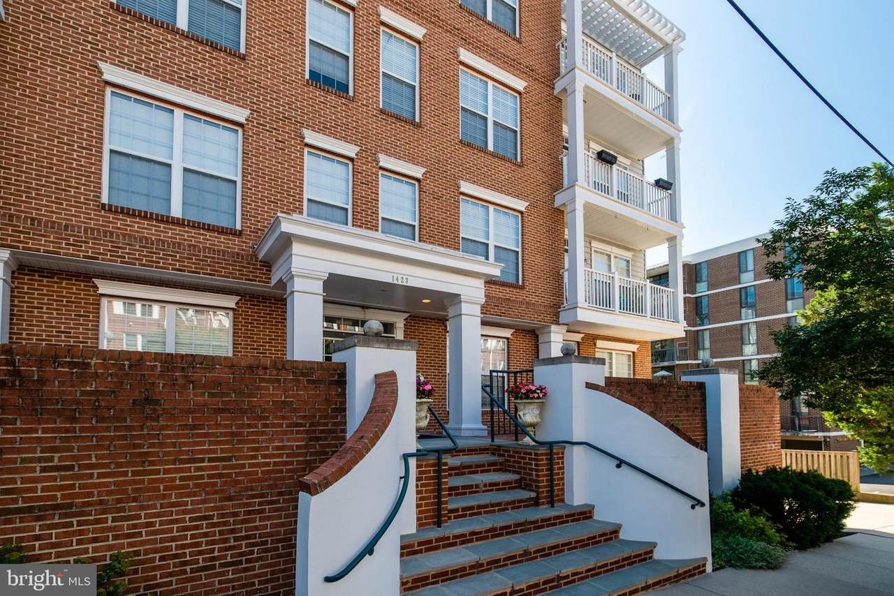 1423 Rhodes Street - Photo 1