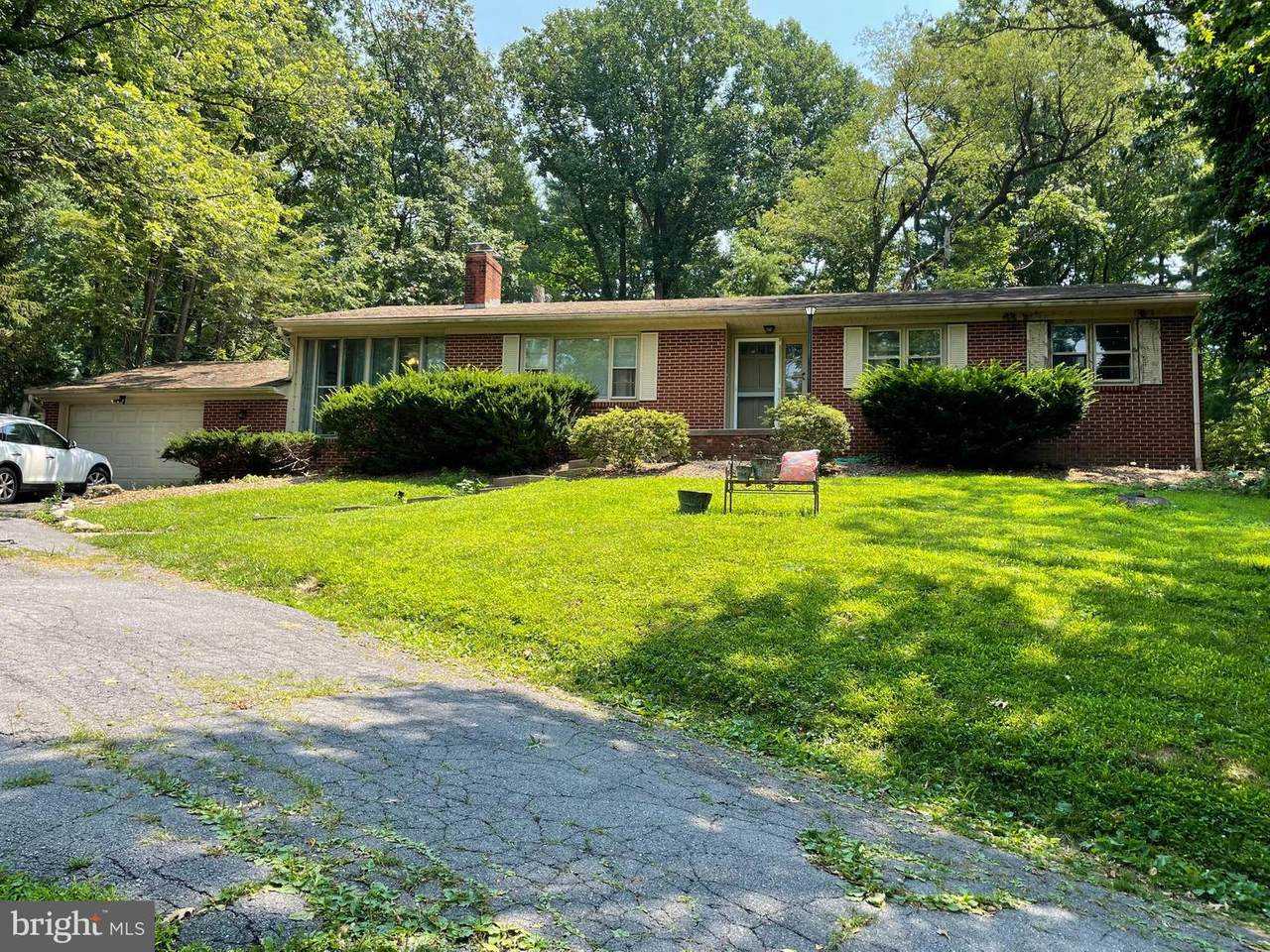 5509 Jefferson Boulevard - Photo 1