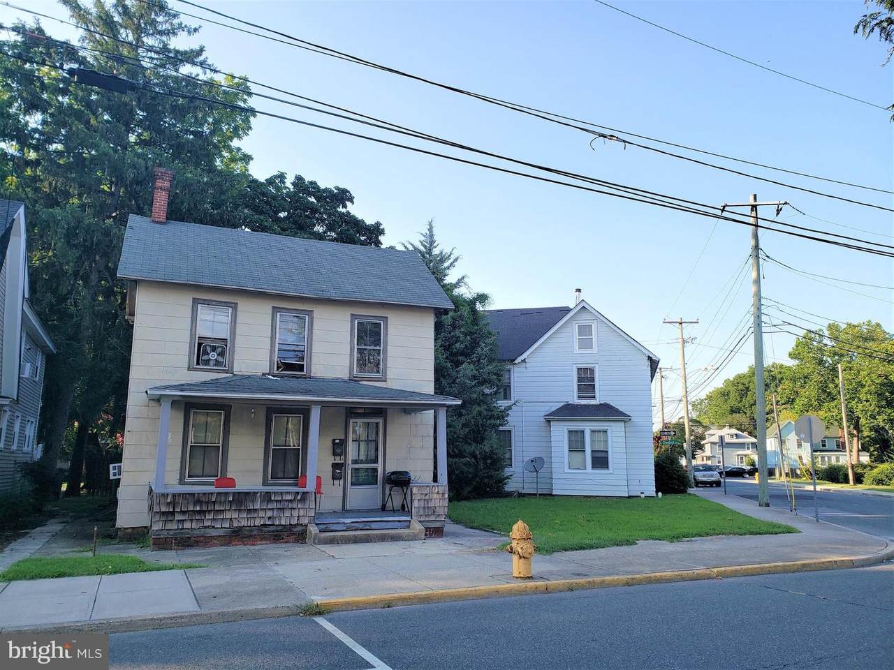 227 Broad - Photo 1