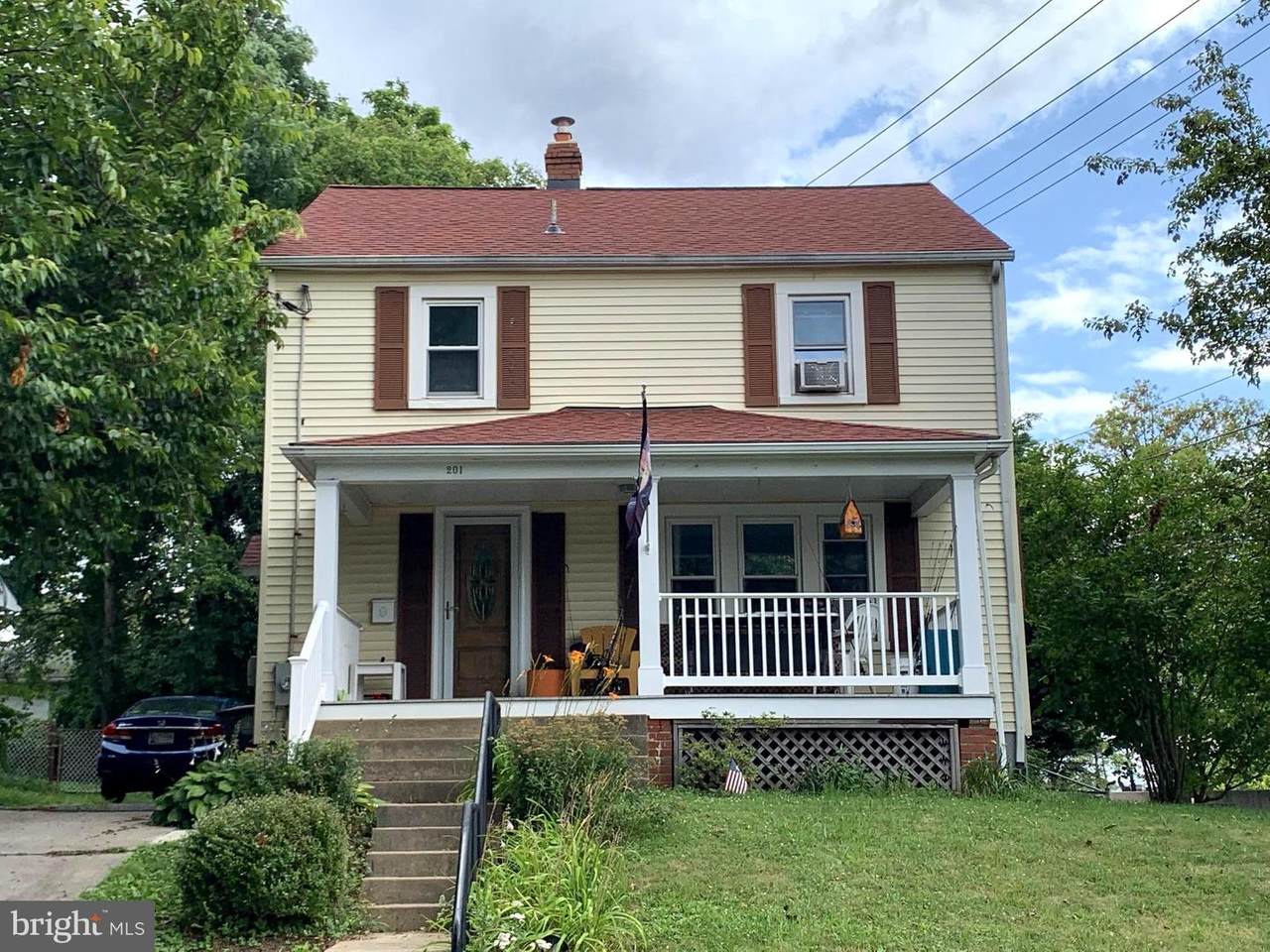201 Highland Avenue - Photo 1