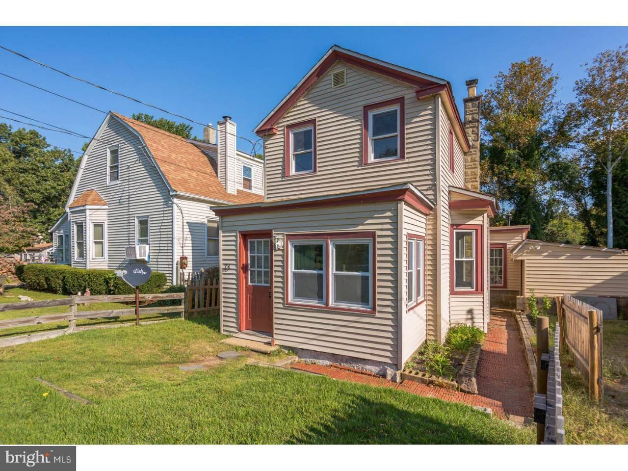 73 Hickory Avenue - Photo 1