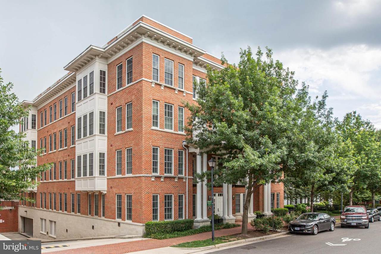 1023 Royal Street - Photo 1