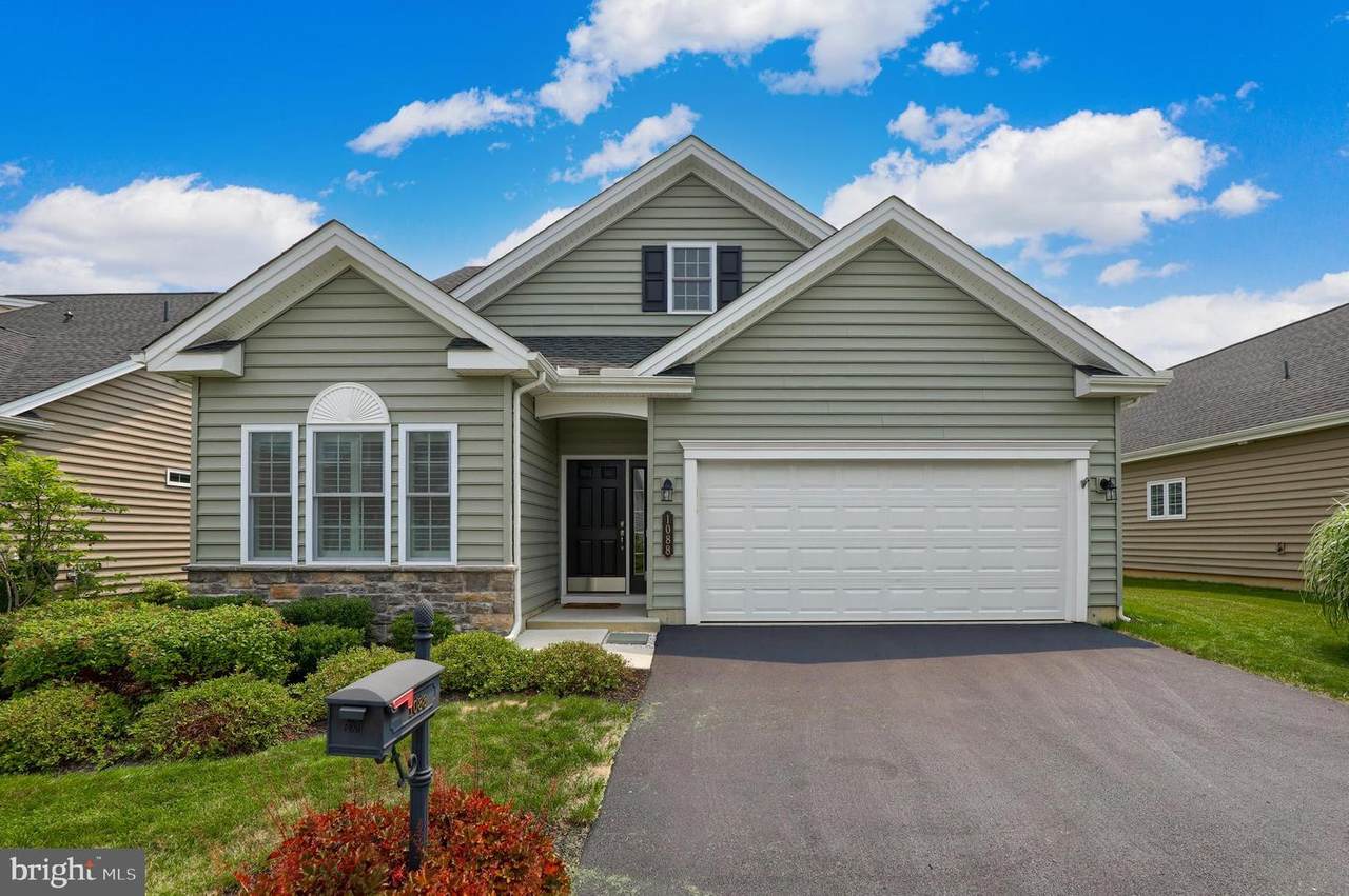 1088 Presidents Drive - Photo 1