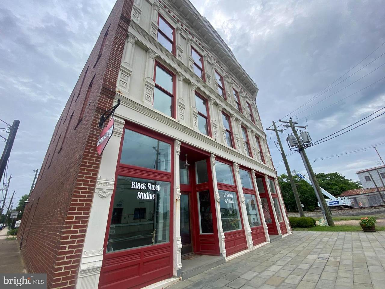 301 Main Street - Photo 1