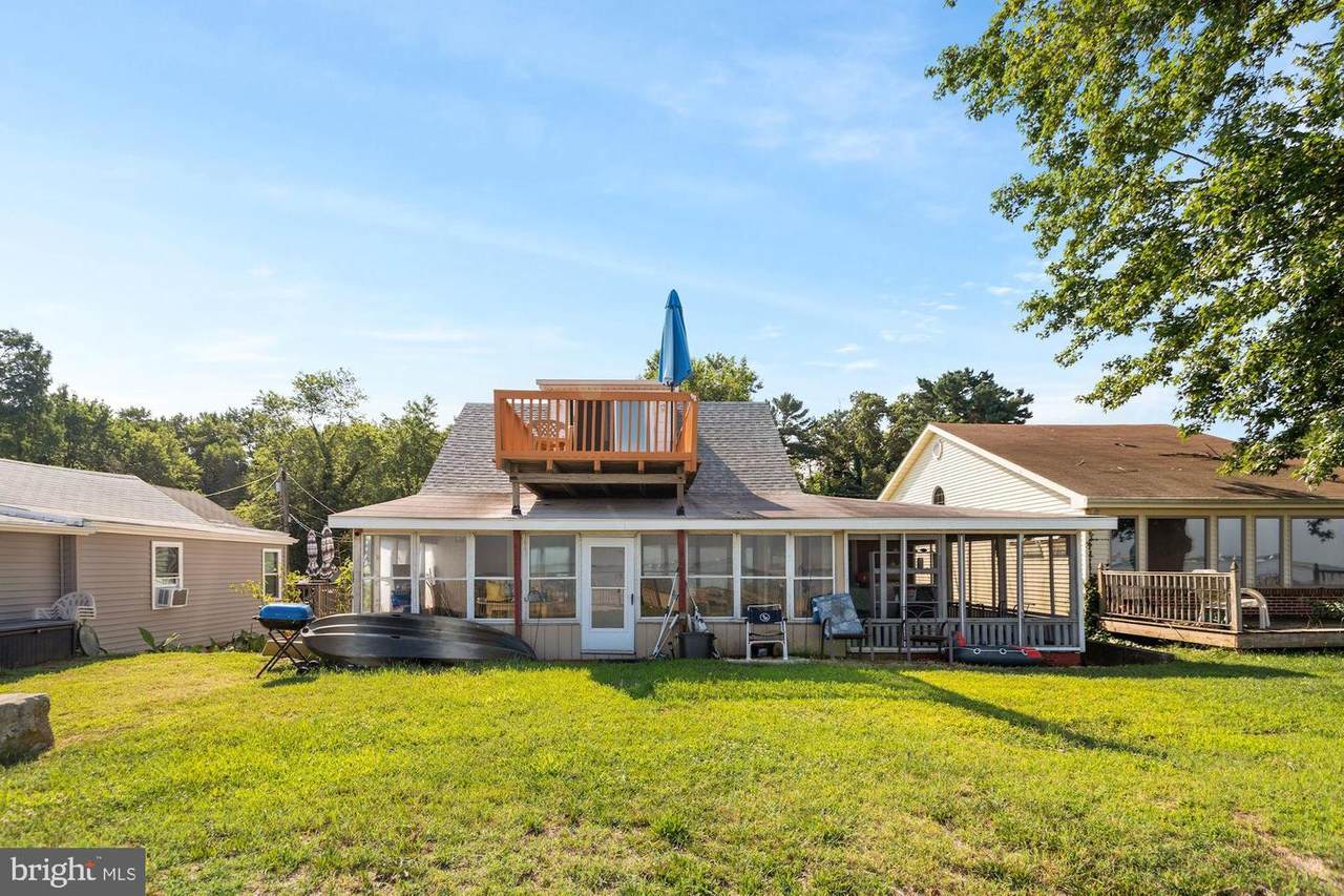 65 Locust Avenue - Photo 1
