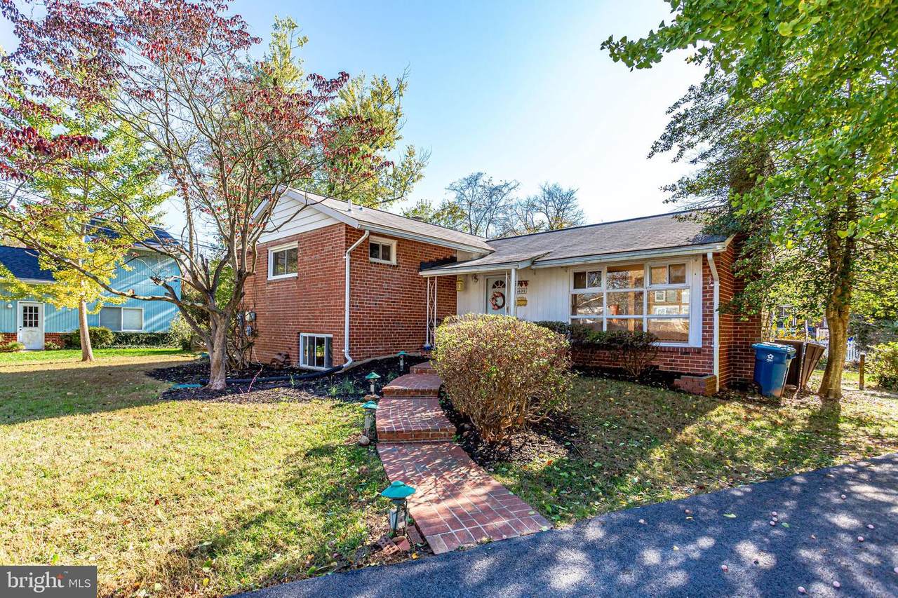 6631 Ivy Hill Drive - Photo 1