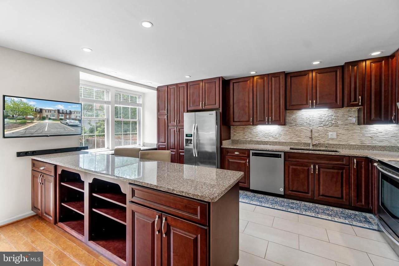 6265 Alforth Avenue - Photo 1
