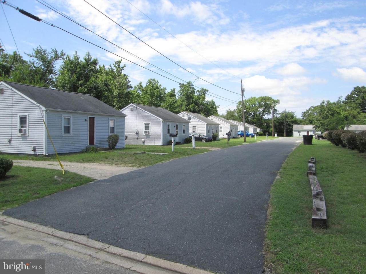123 Sunshine Road - Photo 1