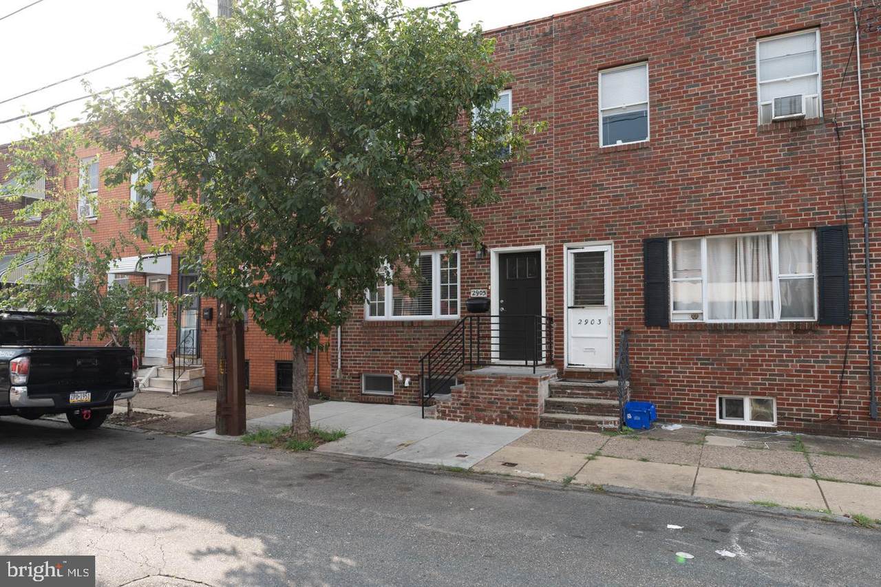 2905 Almond Street - Photo 1