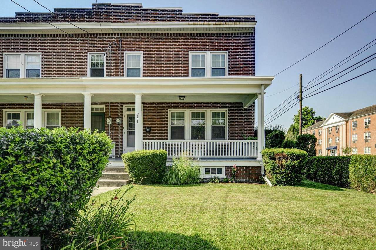 934 1ST Street - Photo 1