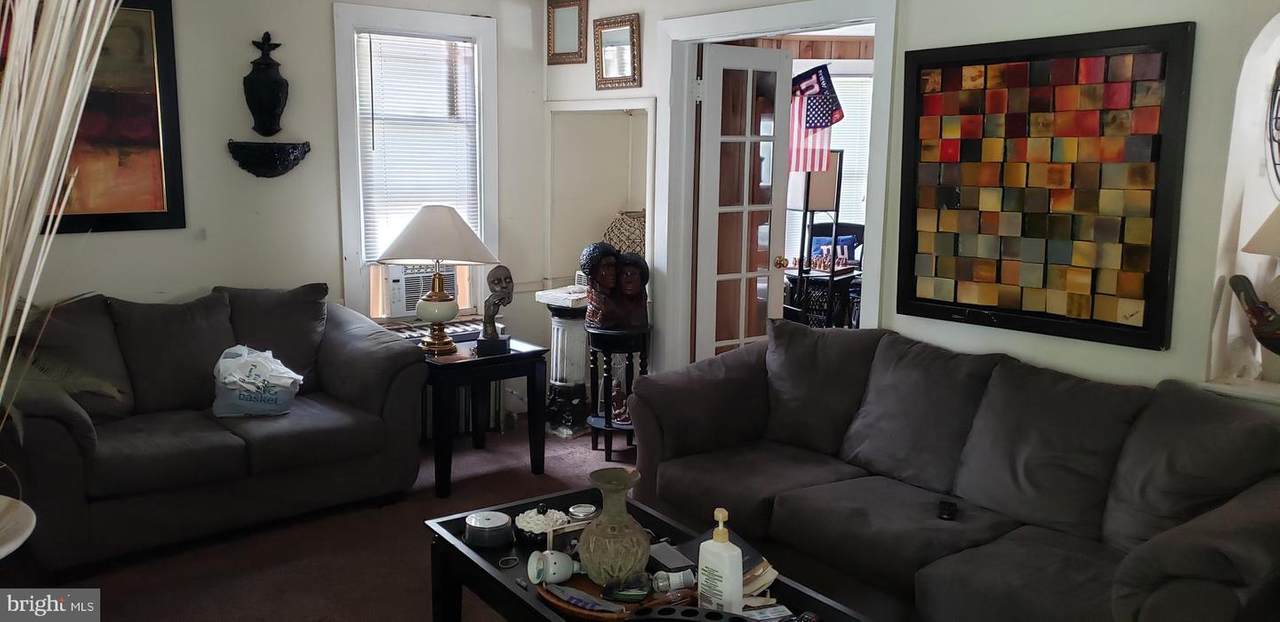 4823 Chestnut Avenue - Photo 1