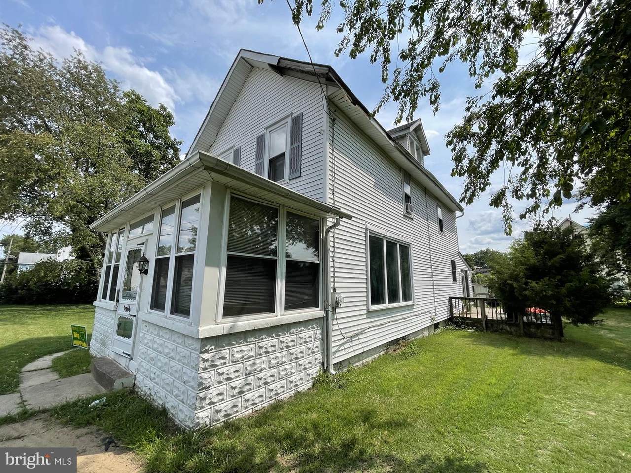 520 Asbury Avenue - Photo 1