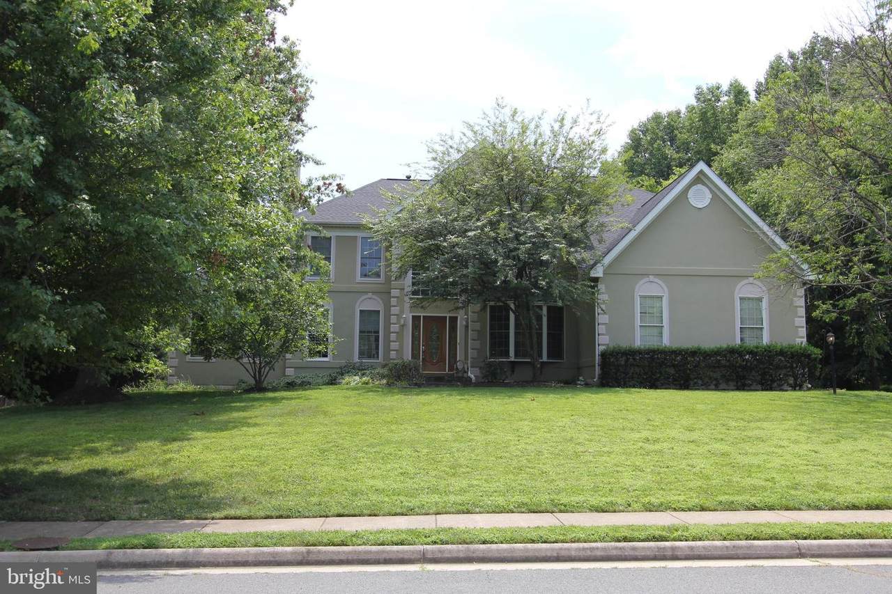 10509 Dunn Meadow Road - Photo 1