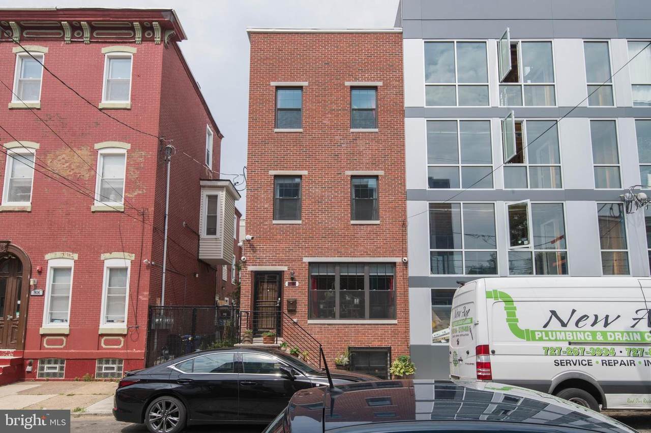 1418 7TH Street - Photo 1