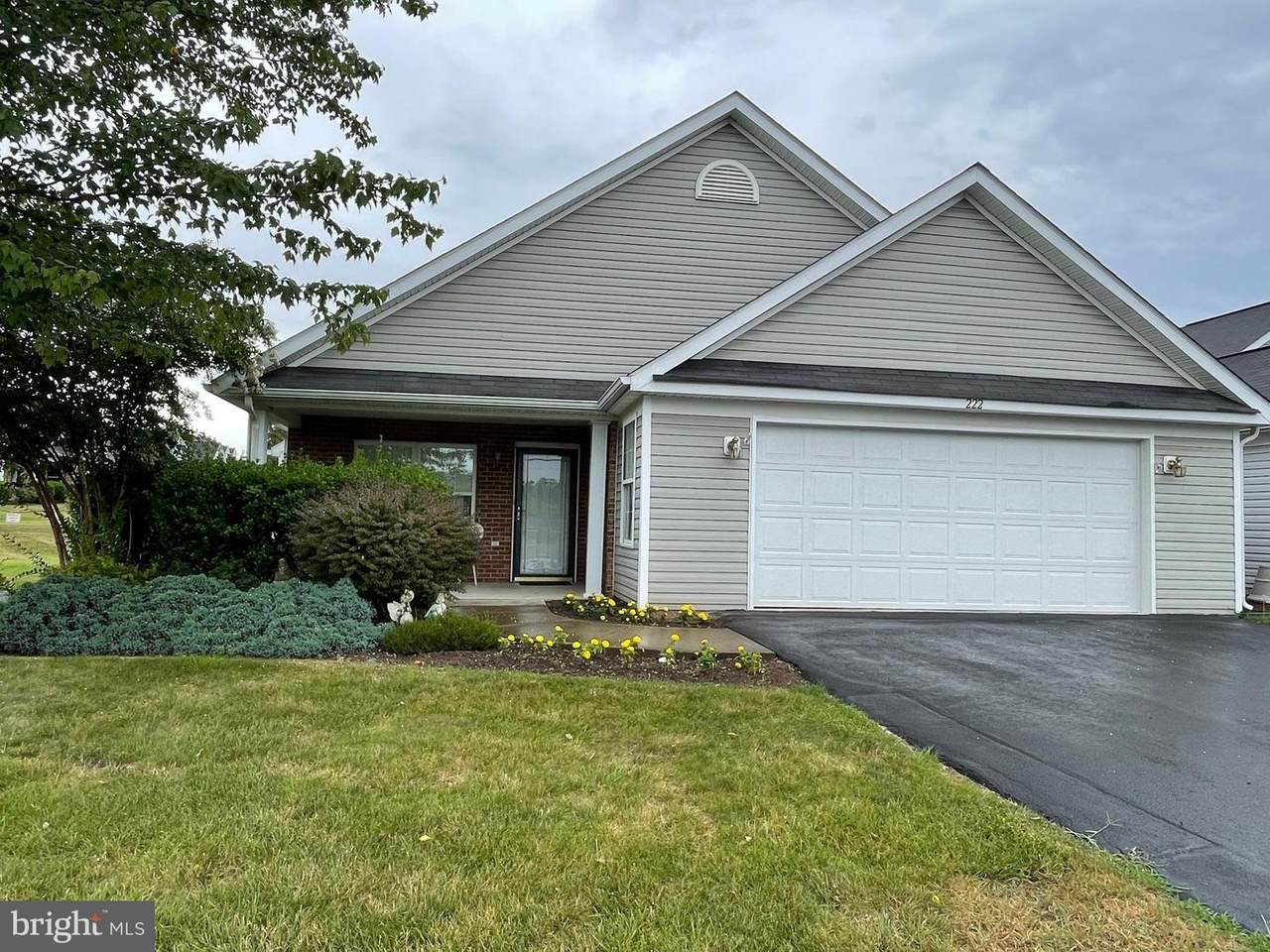 222 Crestwood Lane - Photo 1