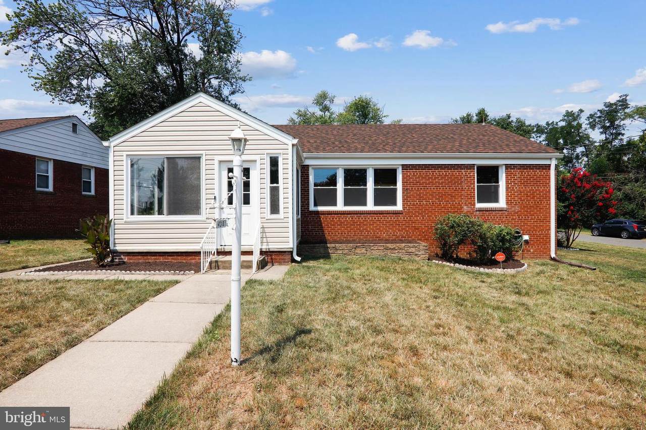 4301 Townsley - Photo 1