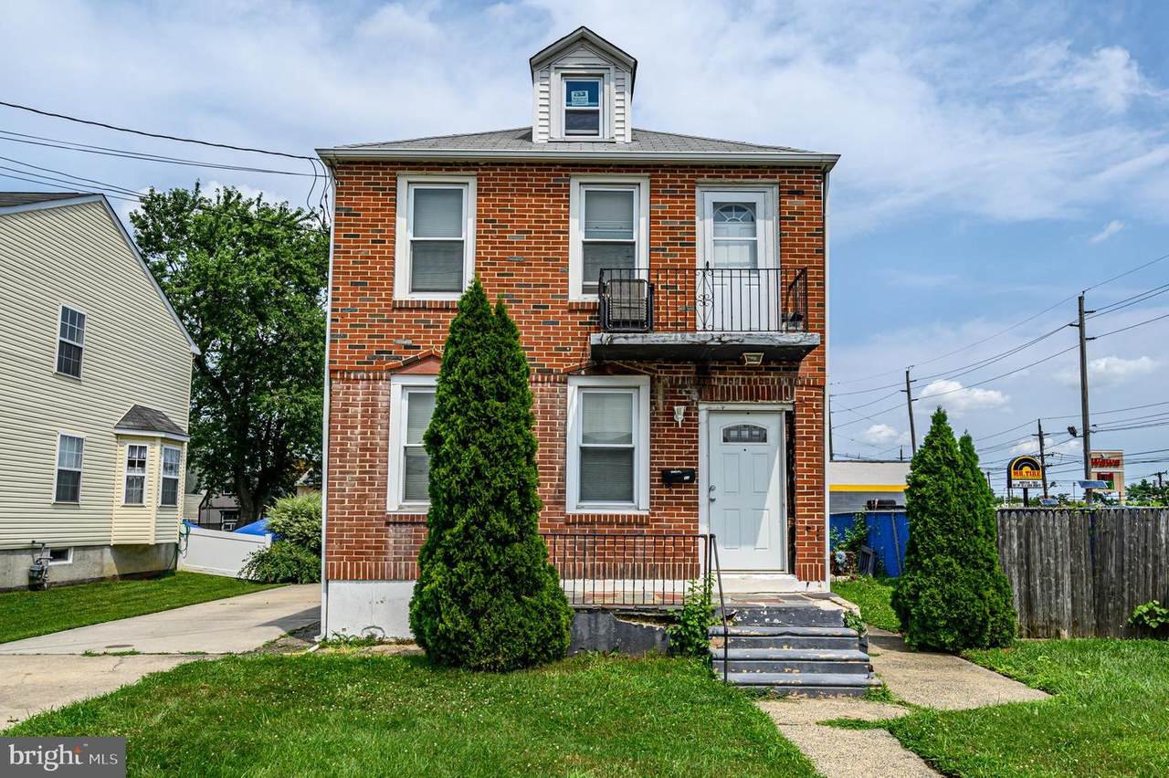 11 5TH Avenue - Photo 1