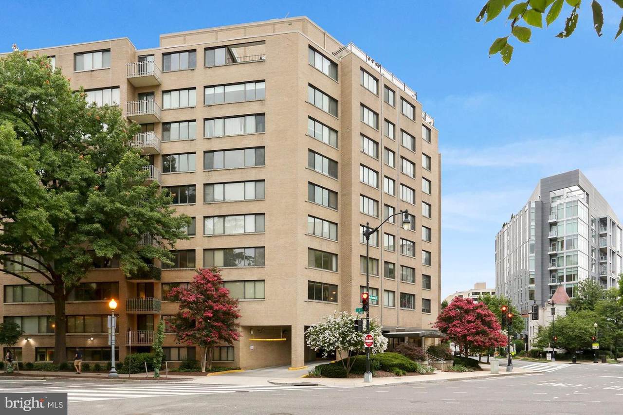 2201 L Street - Photo 1
