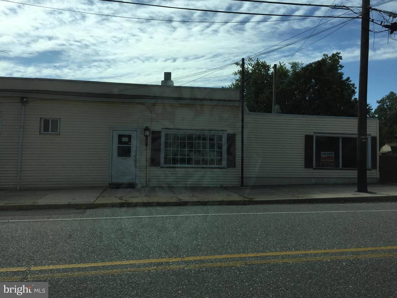2 West Boulevard - Photo 1
