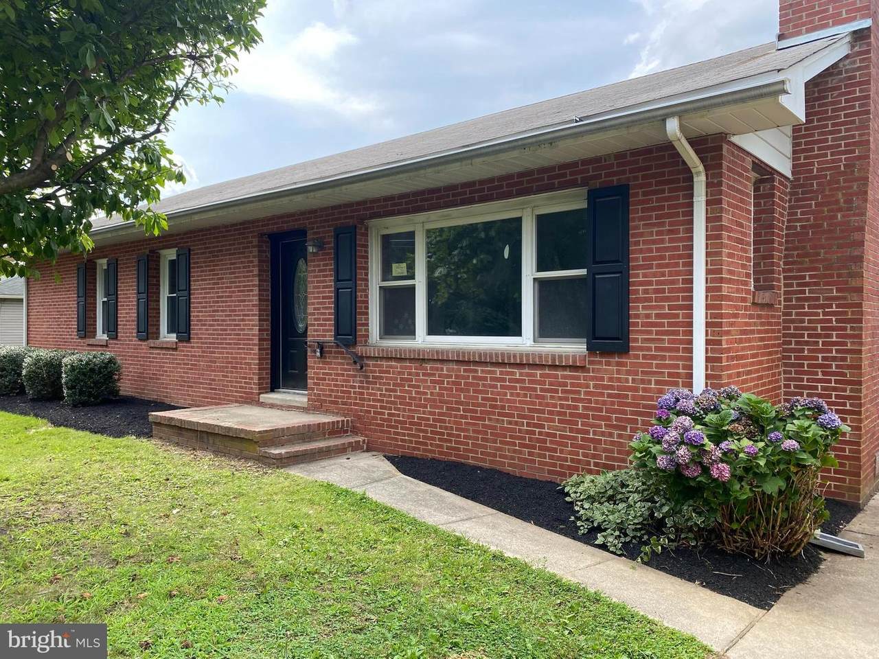 28295 School House Road - Photo 1