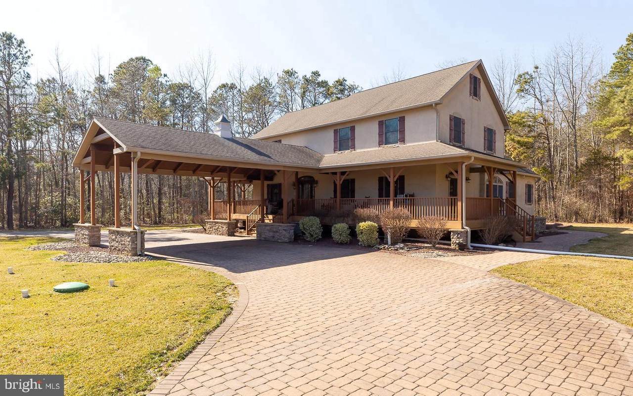 375 Rosenhayn Avenue - Photo 1