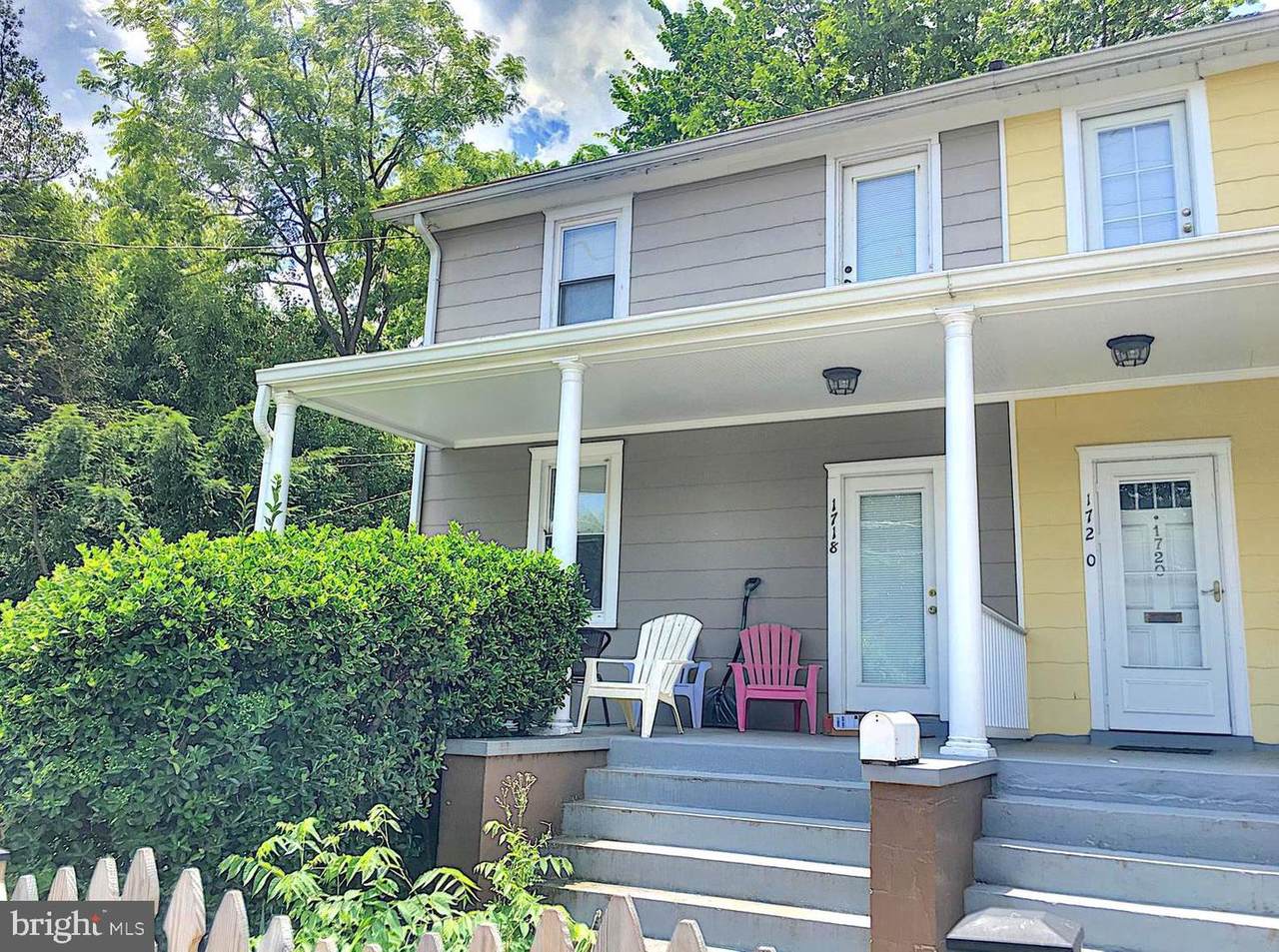 1718 Veitch Street - Photo 1