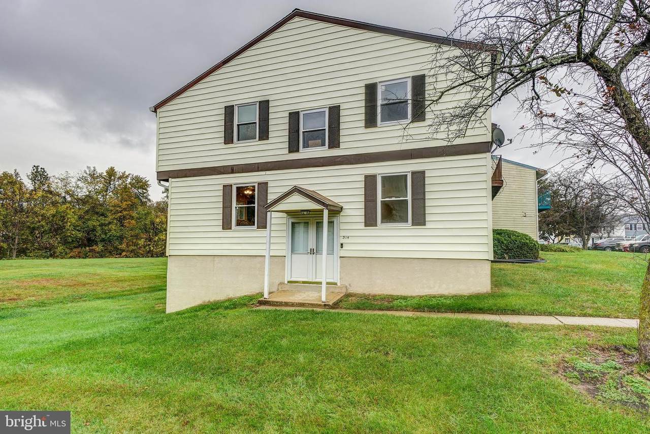 314 Harry S Truman Drive - Photo 1