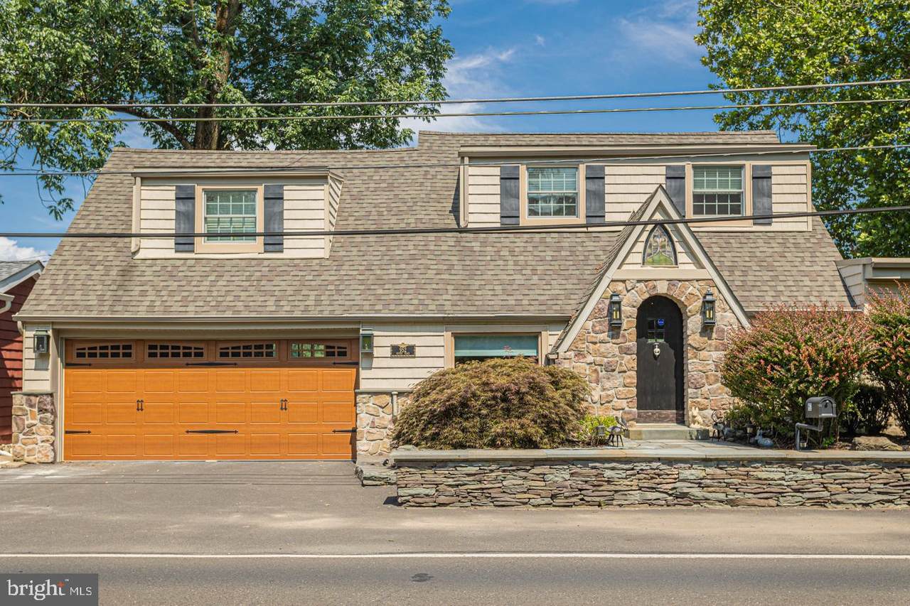 952 River Road - Photo 1