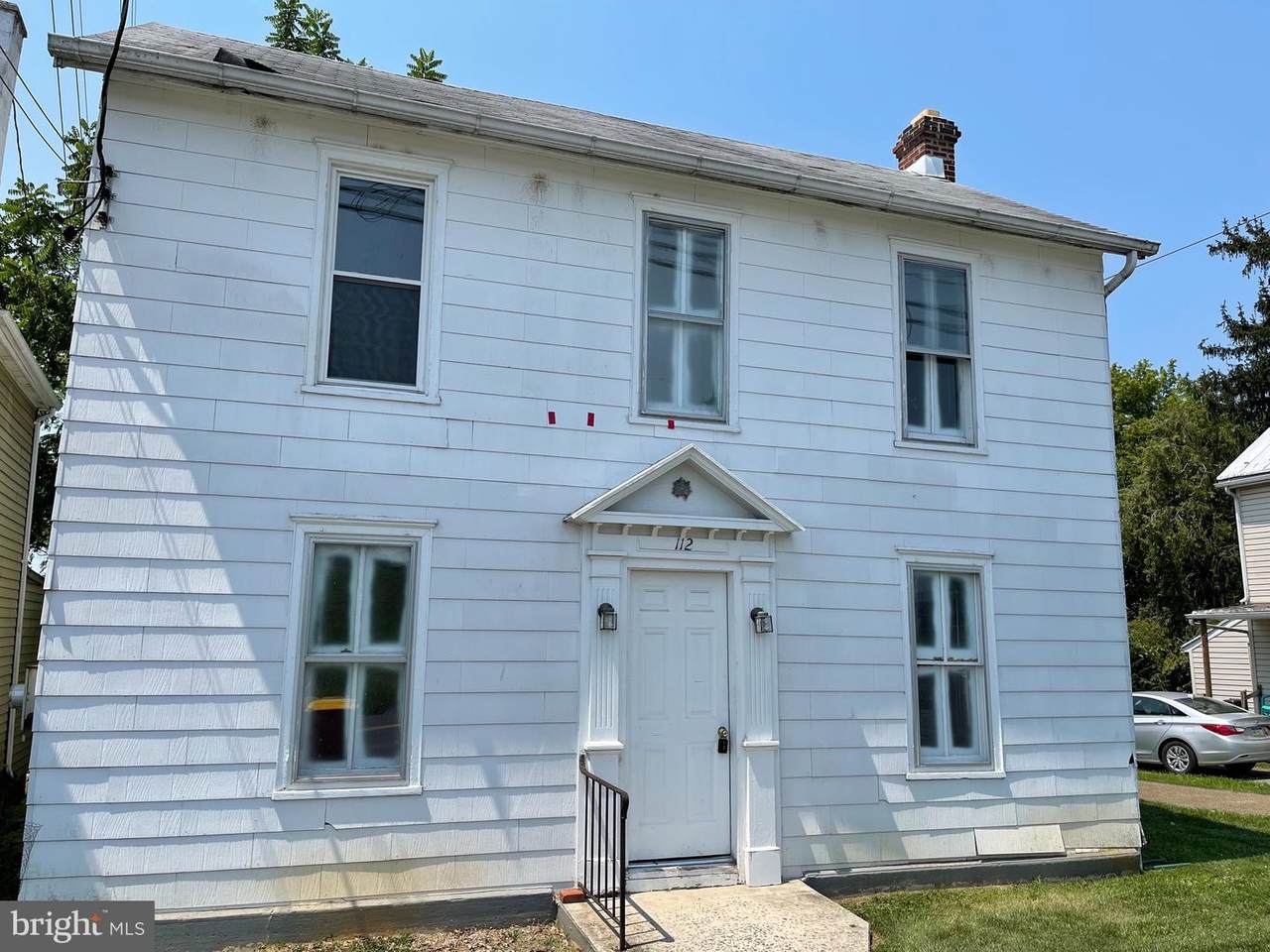 112 Middle Spring Avenue - Photo 1