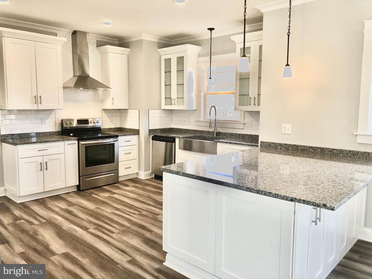 3804 Moss Side Avenue - Photo 1