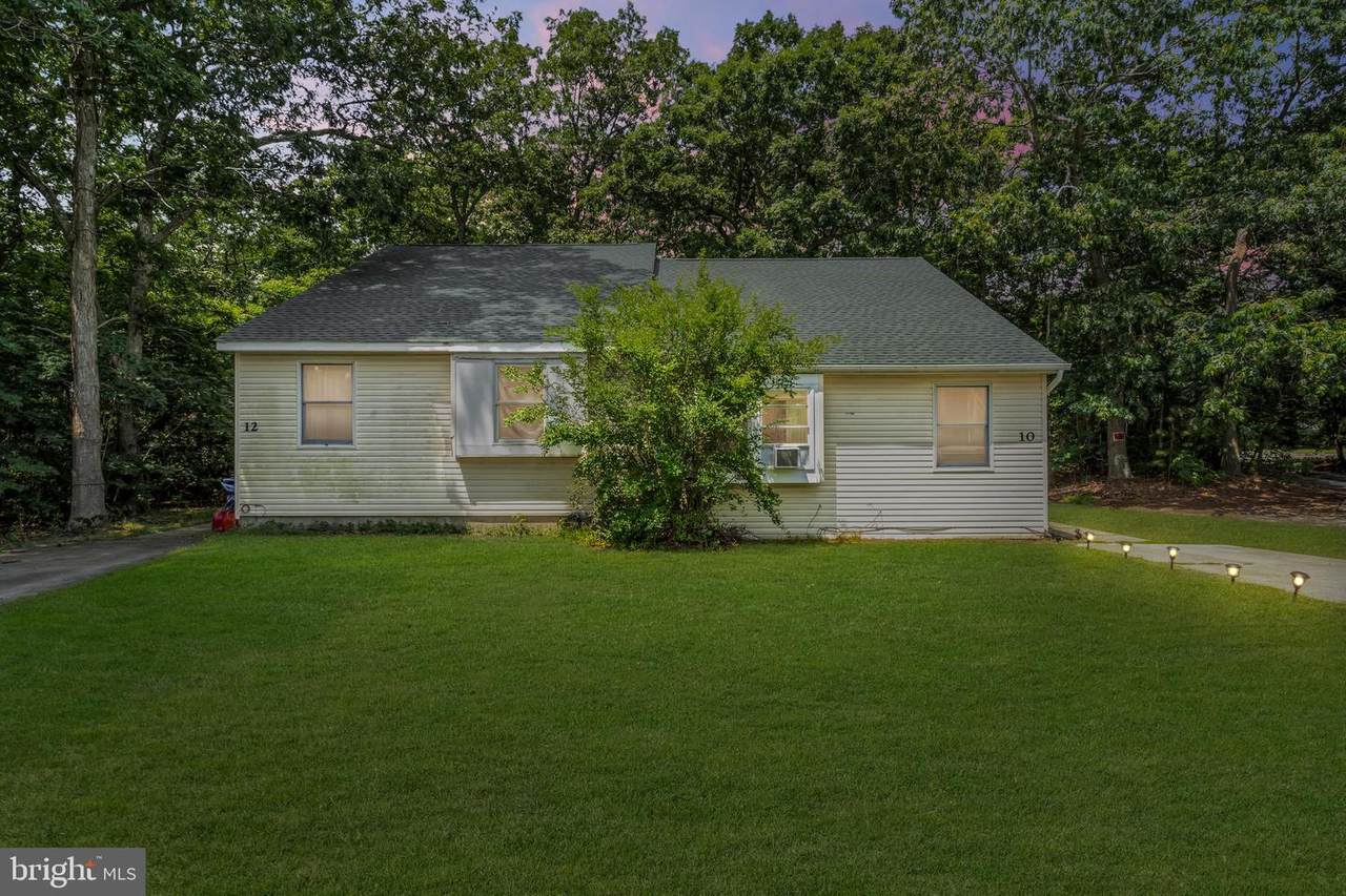 10-12 Winged Foot Lane - Photo 1
